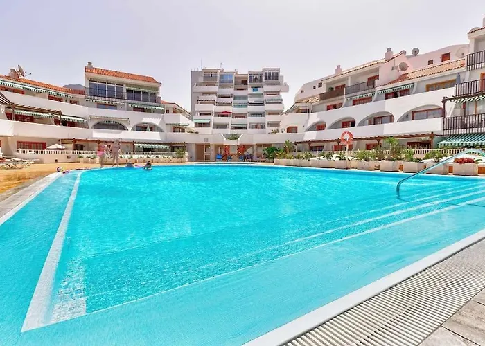 Апартаменты Ocean View In Park Royal I