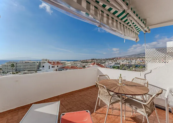 Апартаменты Ocean View In Park Royal I *