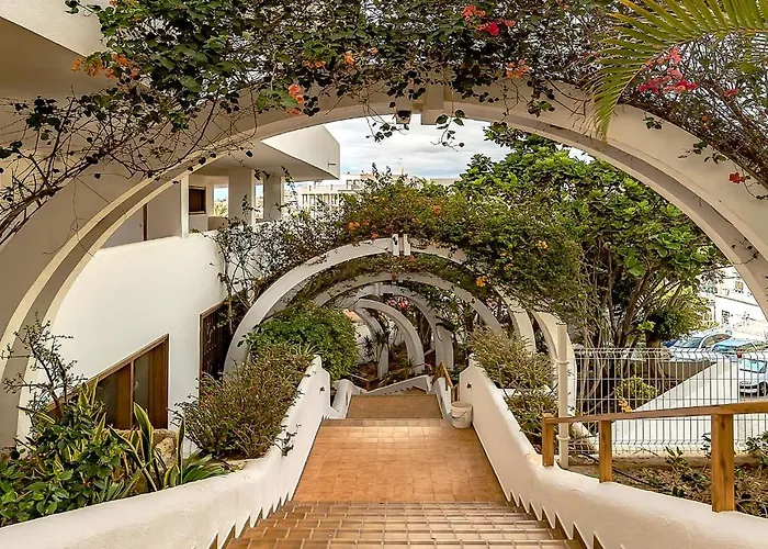 Апартаменты Ocean View In Park Royal I Адехе